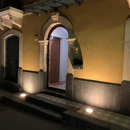 Guest House "Le Sciare" - Centro Storico カターニア エクステリア 写真
